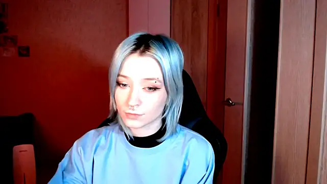 SophiaLur online show from November 21, 3:54 pm