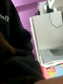 putit4444 online show from November 22, 8:35 am