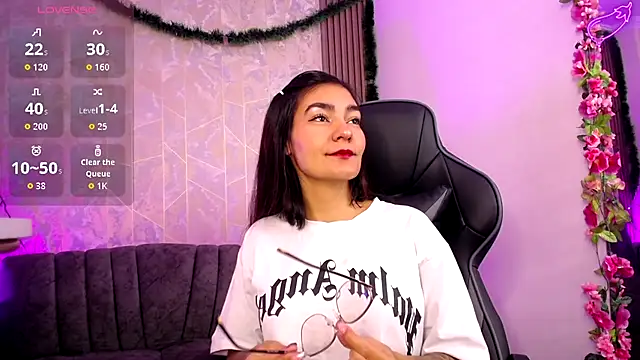 Tiny Mooore1 online show from November 20, 11:10 am