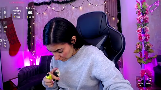 Tiny Mooore1 online show from November 27, 11:23 am