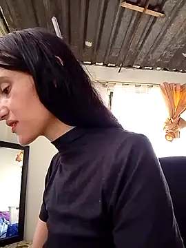 Milky cielo  online show from November 27, 3:58 pm