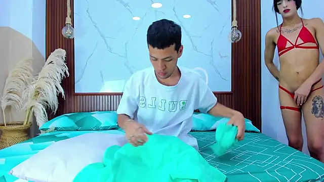 Snapshot of Loversinfire2 chatting on November 20, 8:08 pm Loversinfire2 online show from November 20, 8:08 pm