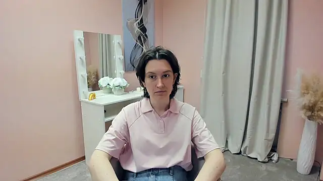 NenaBriand online show from November 22, 8:02 am