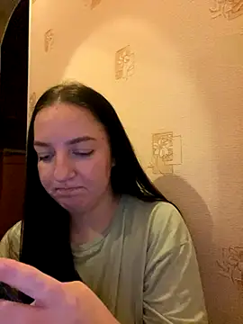 Snapshot of DianasLovex chatting on November 25, 7:58 pm DianasLovex online show from November 25, 7:58 pm