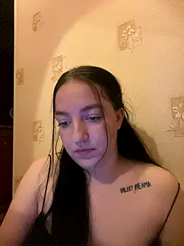 Snapshot of DianasLovex chatting on November 28, 8:22 pm DianasLovex online show from November 28, 8:22 pm