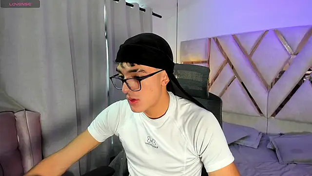 sayronvg online show from November 26, 11:55 am