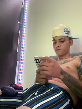 Scott hots69 online show from November 28, 2:58 am