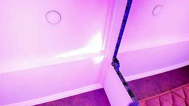 VictoriaSaenz1  online show from November 20, 5:40 am