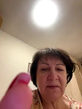 LittleBead522 online show from November 15, 7:21 pm