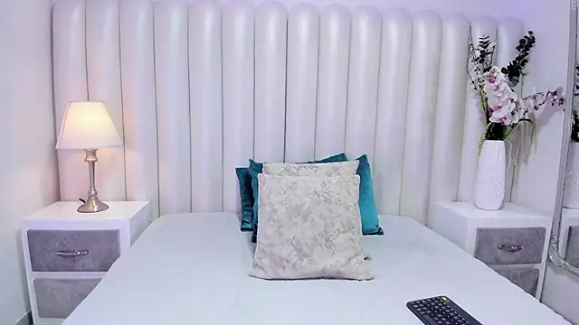 MiaWelkin  online show from November 26, 10:49 am