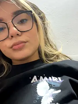 Xxx Amy online show from November 30, 1:09 am