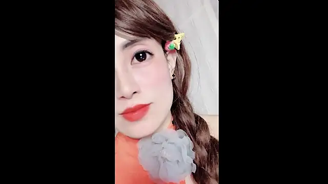 MiAnna-Lovee online show from December 15, 4:22 pm