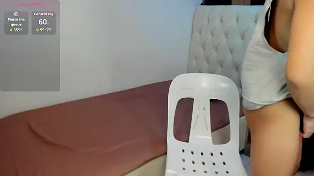 Sweetbigcockboy online show from November 27, 5:42 am