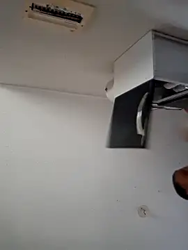 Snapshot of CLARO123F chatting on December 18, 9:54 pm CLARO123F online show from December 18, 9:54 pm