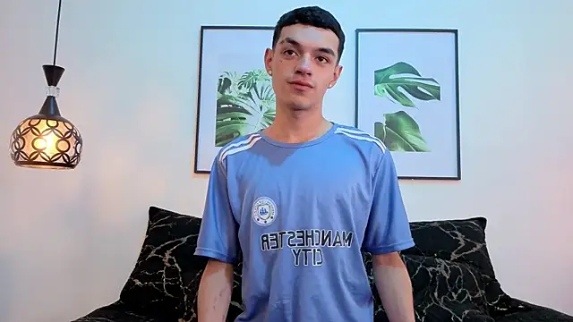 krisstormvg online show from December 1, 8:14 pm