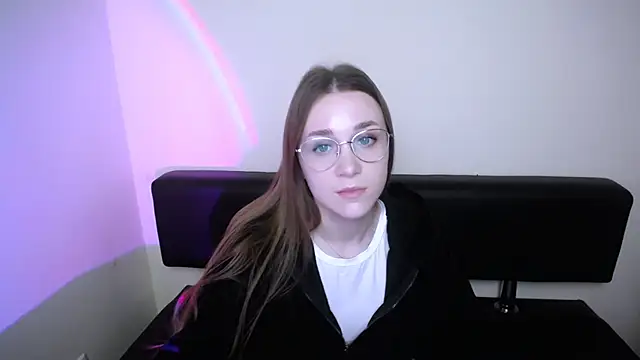 Snapshot of MillaTems_ chatting on November 18, 10:20 am MillaTems online show from November 18, 10:20 am