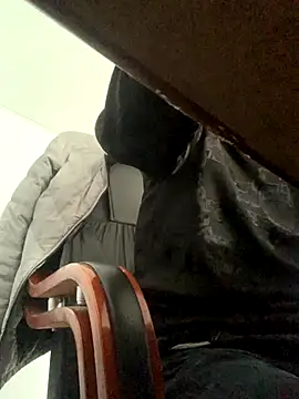 Mistliu online show from November 24, 2:22 am