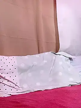 Sweet dove05 online show from December 1, 8:08 am