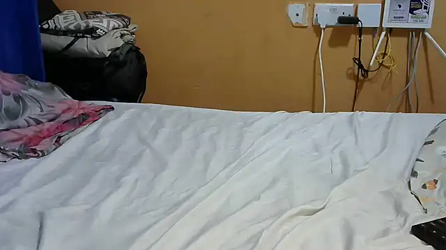 Beauty-Corah online show from November 28, 5:48 pm