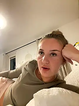 Lexiargulo online show from December 1, 5:18 pm