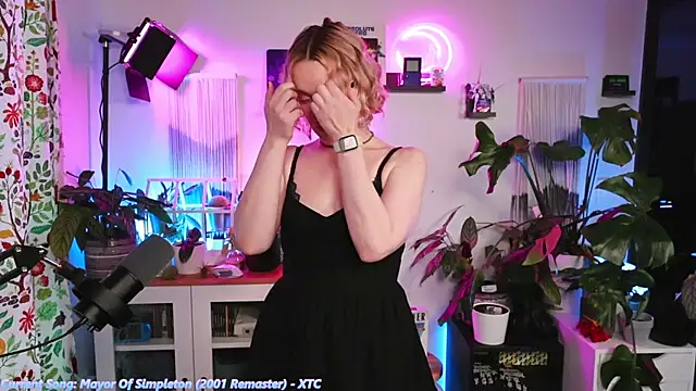 xzoeyryanx online show from November 28, 4:42 pm