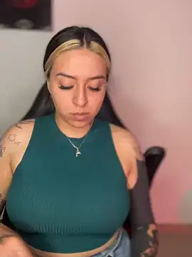 VeloraVyxen  online show from November 26, 1:28 am