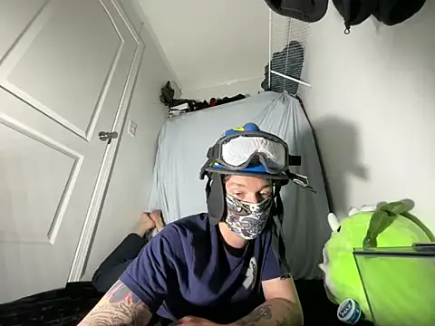 Jaxrouge online show from November 18, 6:18 am