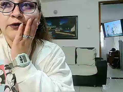 LexieNatty online show from November 19, 7:36 pm