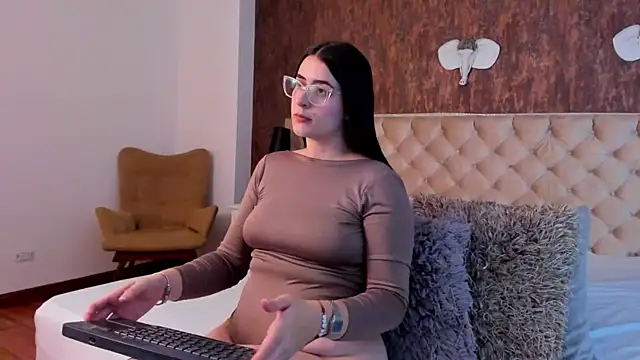 AnastasiiaStelee online show from November 27, 8:11 pm