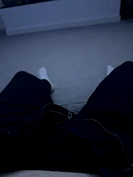 -bfc1882- online show from November 22, 4:28 pm