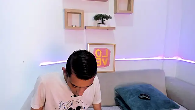 Lia Steven online show from November 24, 3:39 am