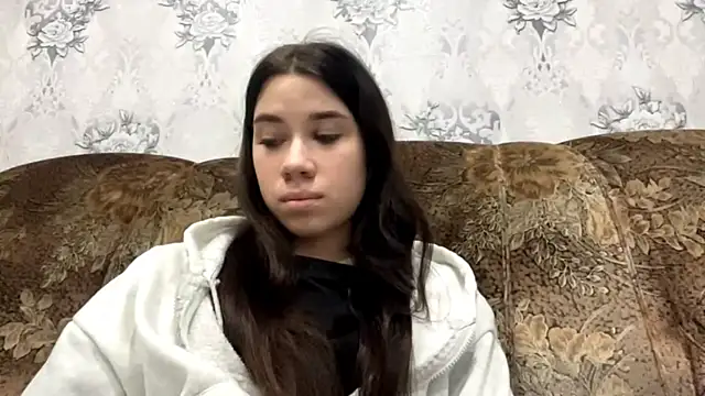 DebbiGoodknight online show from December 1, 9:58 am