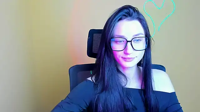 Snapshot of Stella_XO chatting on November 24, 6:35 am Stella XO online show from November 24, 6:35 am