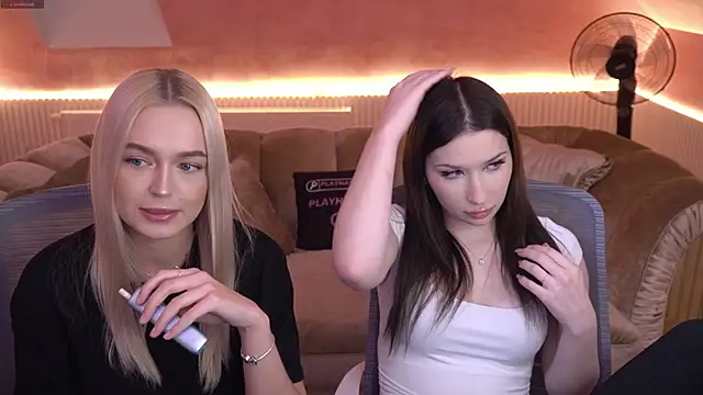 Liza Mur online show from November 25, 3:12 pm