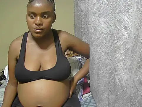 PregiiCaramellxx online show from November 20, 5:01 pm