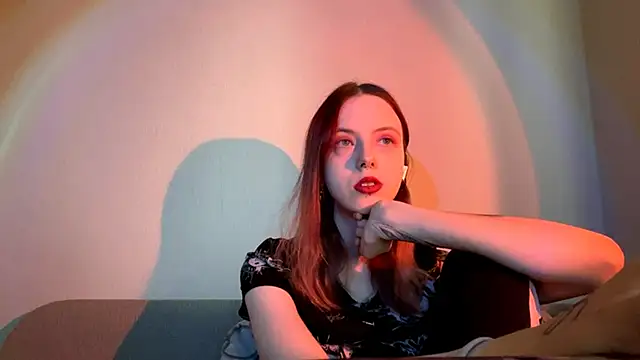 LulyClouds online show from November 20, 10:26 am