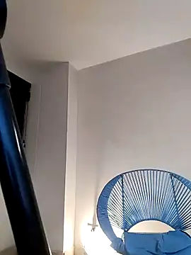 Little  Danni1 online show from November 23, 11:59 pm