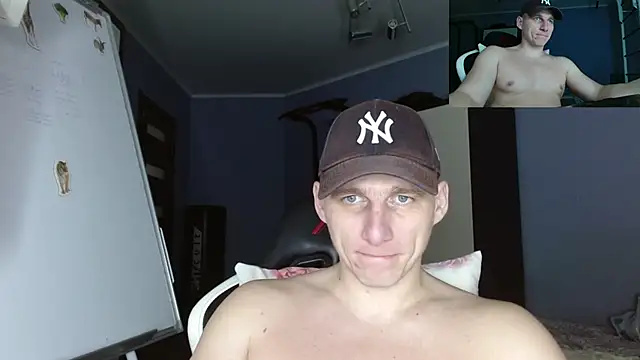 Poliglotjoe1 online show from November 27, 4:25 am