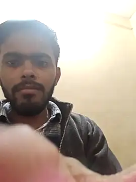 Snapshot of fuckboy_330 chatting on November 22, 4:17 pm fuckboy 330 online show from November 22, 4:17 pm