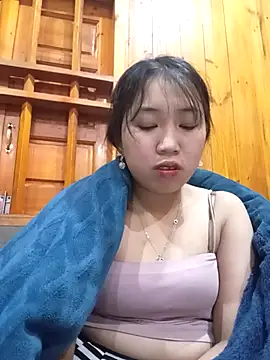 Snapshot of susie_min chatting on November 30, 12:42 pm susie min online show from November 30, 12:42 pm