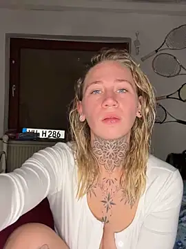 Snapshot of Antoniia69 chatting on November 26, 5:14 pm Antoniia69 online show from November 26, 5:14 pm