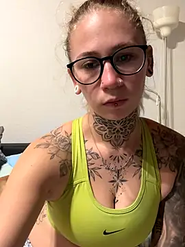 Snapshot of Antoniia69 chatting on November 29, 2:42 pm Antoniia69 online show from November 29, 2:42 pm