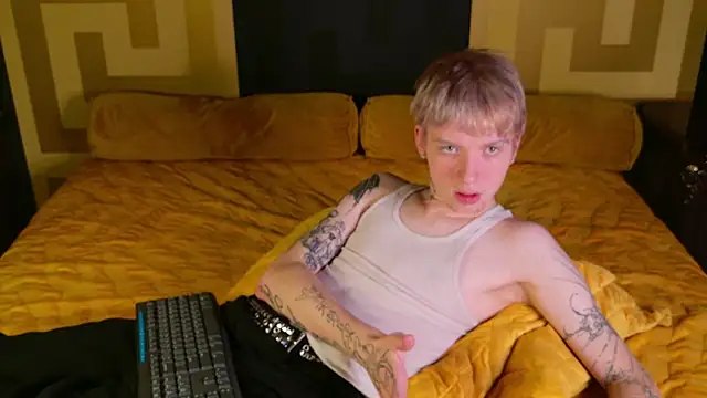 TRAVIS CLAS online show from November 30, 3:21 am