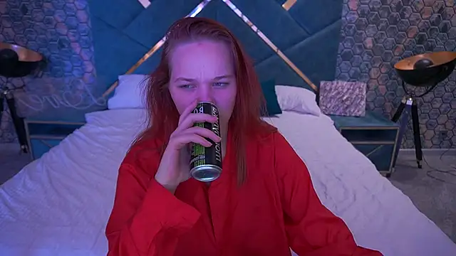 Snapshot of Sun_Shine_Lola chatting on November 26, 7:20 am Sun Shine Lola online show from November 26, 7:20 am