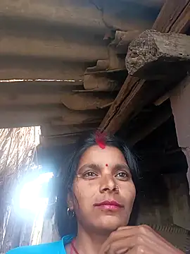 Hot-qwe online show from December 3, 8:23 am