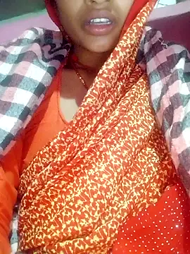 Qxsoni online show from December 2, 6:03 pm