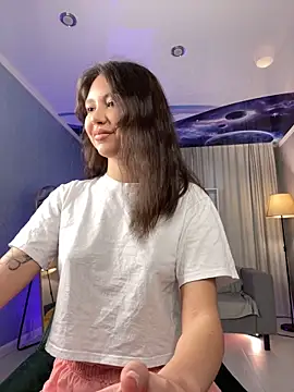 Snapshot of Mia_Sleem chatting on November 30, 8:40 am Mia Sleem online show from November 30, 8:40 am