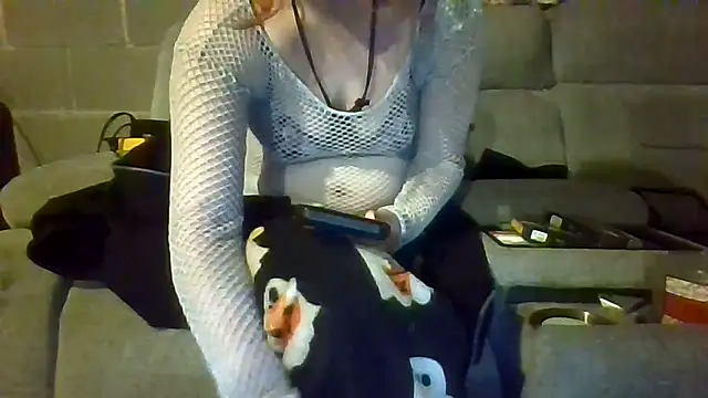 findom mistressvampcandy online show from December 3, 6:39 pm