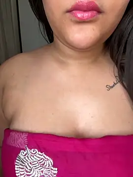 DivyaSharma999 online show from November 25, 3:17 am