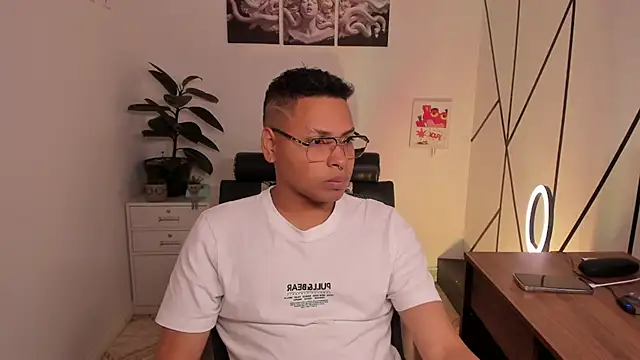 Thorian stormborn online show from November 26, 7:37 pm